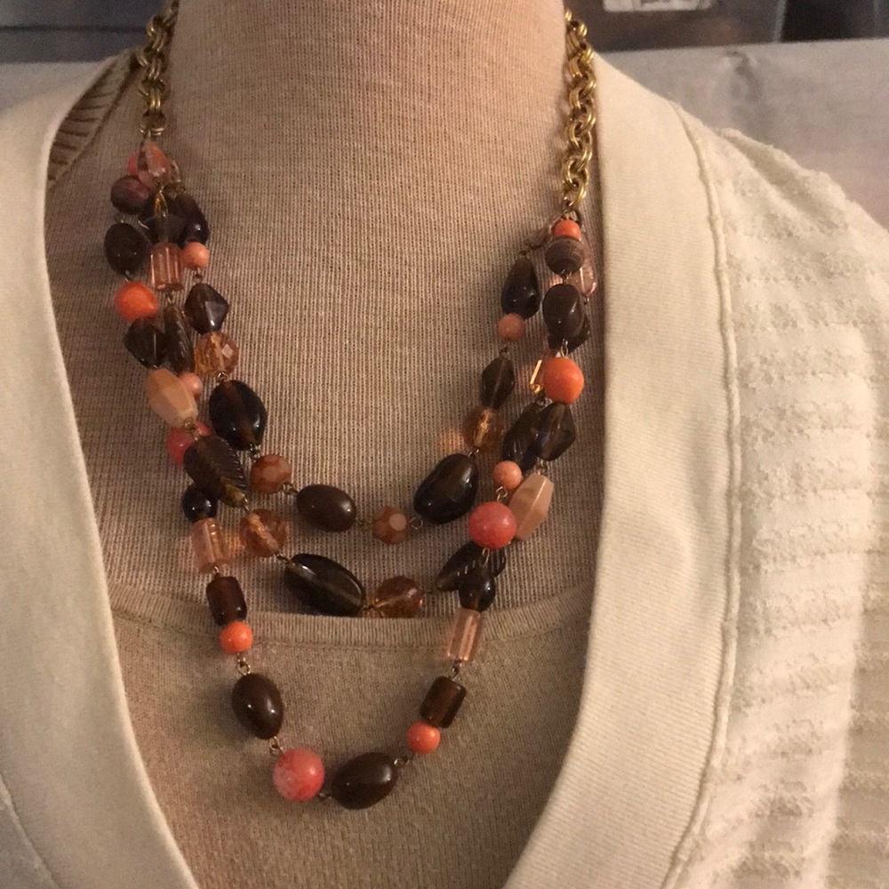 VTG:💥3/$13.00💥Triple strands Beads and StonesBundle and saveBOGO